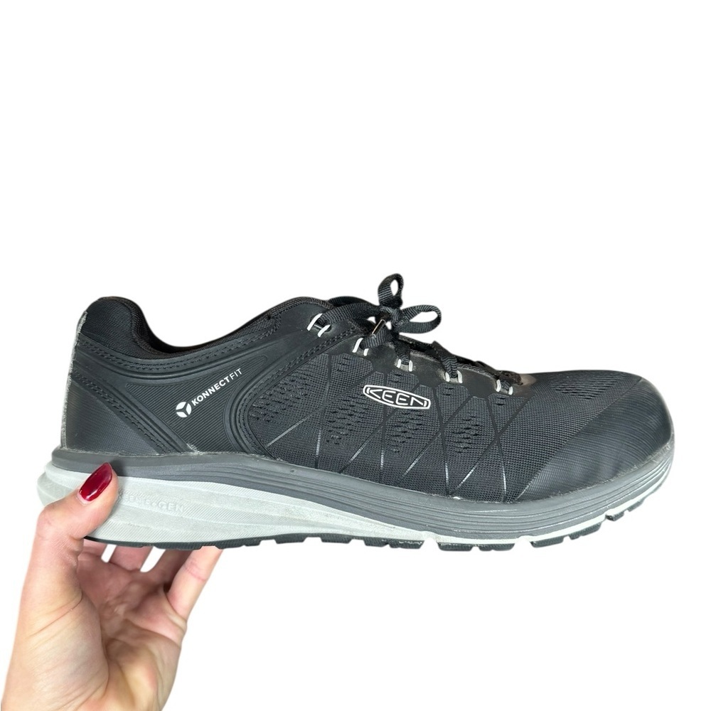Keen Utility Work Shoes Men’s 13 EE Carbon Toe Slip Resistant Gray